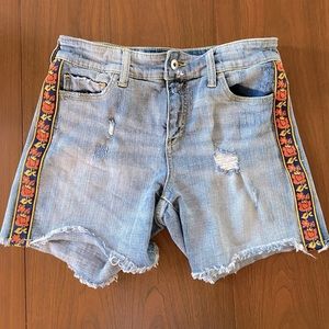 Pilcro by anthropologie slim boyfriend jean shorts